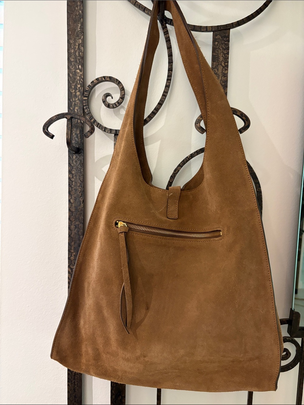 Women’s Suede Shoulder Bag in Brown - Casual Zip Front Hobo